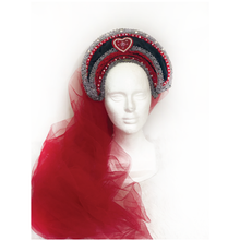 Load image into Gallery viewer, Queen of Hearts Headpiece